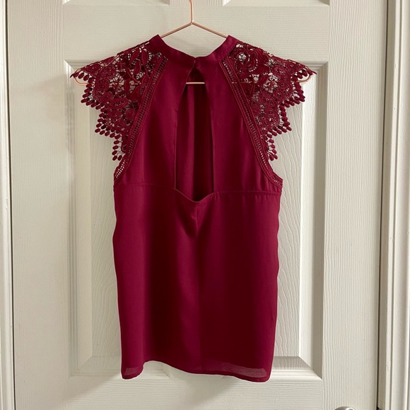 EXPRESS Top - Picture 2 of 5